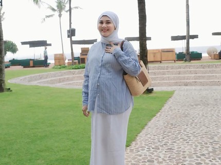 Inspirasi OOTD Bukber Bunda Seleb saat Hamil, Ini 5 Look yang Bisa Dicoba Bun
