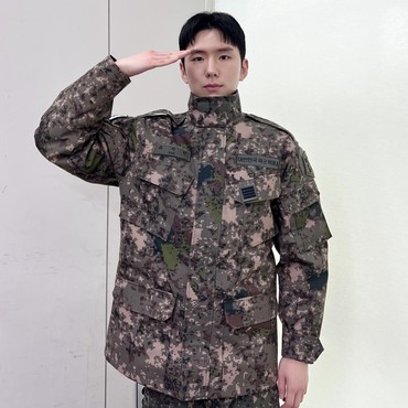 Kihyun MONSTA X Sapa Penggemar Usai Resmi Selesaikan Wamil