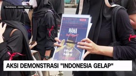 VIDEO: Aksi Massa 'Indonesia Gelap' Desak DPR Sahkan UU Pro Rakyat