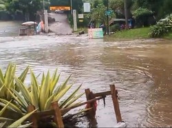 Banjir Genangi Tulungrejo Kota Batu Dampak Hujan Intensitas Tinggi