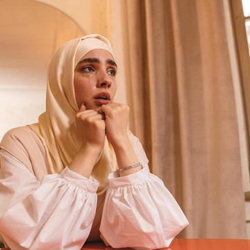 Benarkah Menangis Membatalkan Puasa? Ini Penjelasan Hukumnya