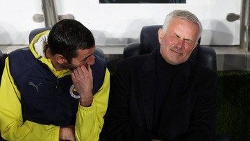 Berita Panas dari Dunia Sport CNN : Mourinho Tinggalkan Utang Rp14 Miliar ke Fenerbahce