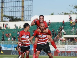 Susunan Pemain Persib Vs Madura United: Adu Tajam David Da Silva-Youssef Ezzejjari