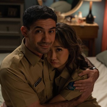 10 Rekomendasi Film Komedi Romantis Indonesia yang Cocok untuk Tontonan Ringan, Tapi Bikin Baper!