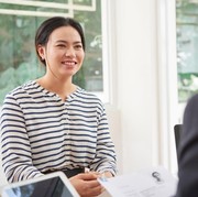 Jangan Cuma Jawab, Ini 5 Pertanyaan Cerdas untuk HRD yang Bikin Kamu Stand Out saat Interview