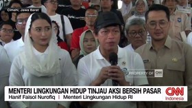 VIDEO: Menteri Lingkungan Hidup Tinjau Aksi Bersih Pasar