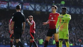 Tak Bikin MU Kalah, Maguire Tetap Buat Ancaman Buat Gawang Onana