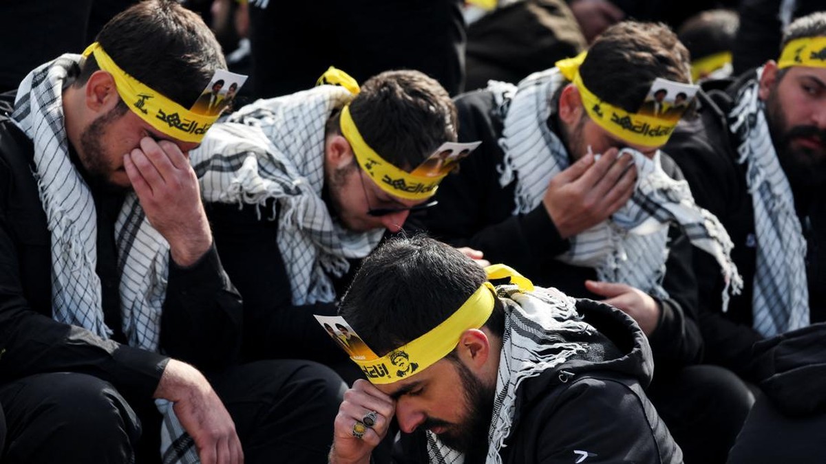 FOTO: Momen 1 Juta Orang Hadiri Pemakaman Hassan Nasrallah