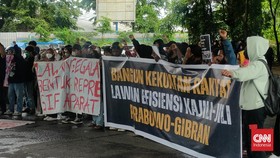 Aksi Indonesia Gelap Lanjut Lagi di Makassar Hari Ini, Sorot Kasus HAM