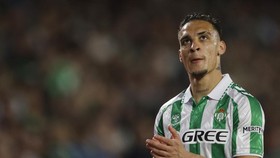 Kronologi Kartu Merah Akibat Antony Terlalu Agresif di Real Betis