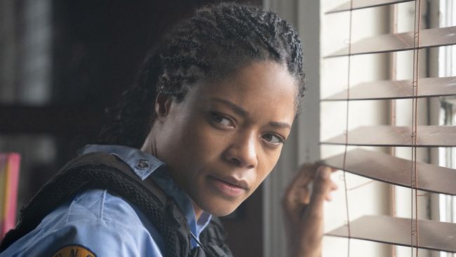 Jadwal Bioskop Trans TV hari ini (14 Oktober) Black and Blue. Berikut sinopsis Black and Blu dibintangi oleh Naomie Harris.