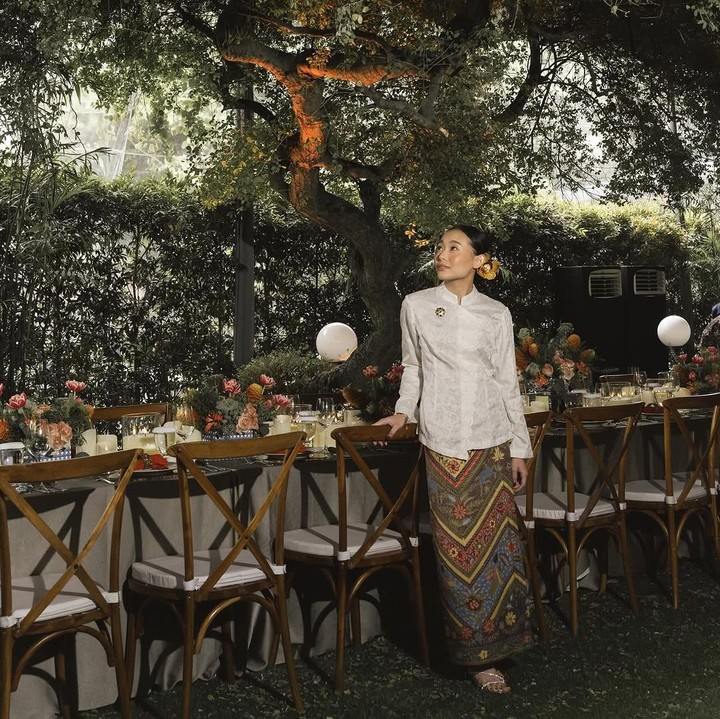 <p>Brandon dan Dhika ternyata sudah lama memiliki keinginan untuk lamaran di rumah, Bunda. "Aku sama Dhika selalu punya impian lamaran di rumah," ujar Brandon, dikutip dari laman TikTok @brandonsalim. (Foto: Instagram@brandonsalim)</p>