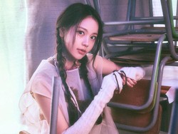 Debut Carmen Bareng Hearts2Hearts di Tengah Tagar Indonesia Gelap