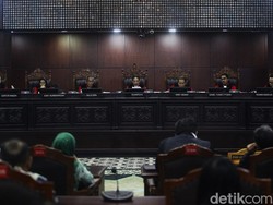 MK Perintahkan KPU RI Hitung Ulang Hasil Pilbup Puncak Jaya di 22 Distrik