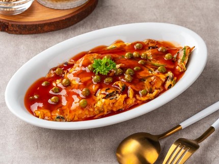 Cara Membuat Fuyunghai Telur Saus Asam Manis yang Renyah ala Restoran