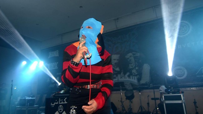 Mendikdasmen Abdul Mu'ti menyebut vokalis Sukatani, Novi ditawarkan dua opsi, kembali mengajar di sekolah tersebut atau memilih berkarier di tempat lain.