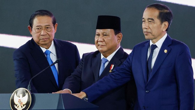 Rosan mengumumkan dua mantan presiden RI, yakni Jokowi dan SBY, resmi ditunjuk sebagai Dewan Pengarah BPI Danantara.