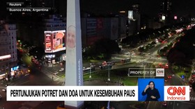VIDEO: Pertunjukan Potret dan Doa untuk Kesembuhan Paus