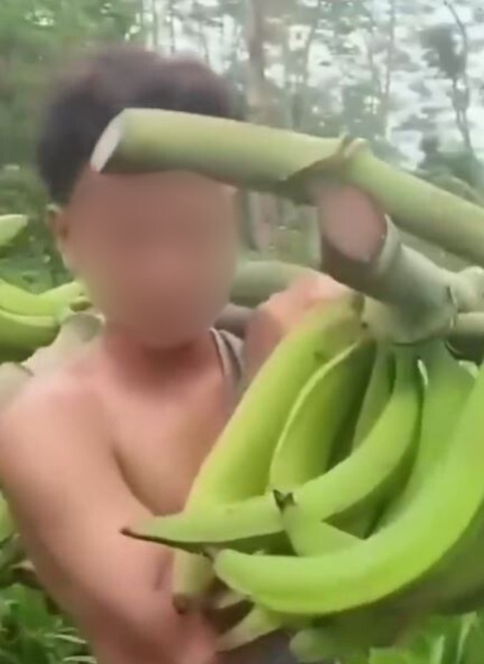 Viral di Medsos Remaja di Pati Diarak Warga Gegara Curi Pisang, Ternyata Demi Hidupi Adik