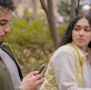 5 Zodiak Paling Pencemburu, Bisa Buat Kamu Merasa Terkekang!