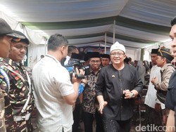 Kebesaran Hati Ade Sugianto usai Didiskualifikasi MK di Pilbup Tasik