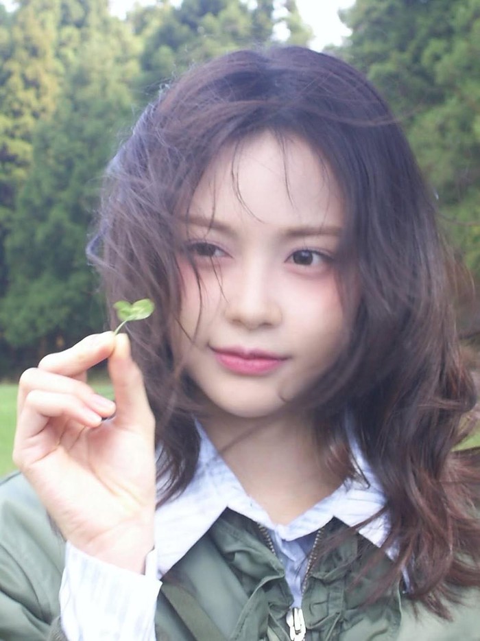 Sukses mencuri perhatian, Carmen 'Hearts2Hearts' menjadi idol pertama asal Indonesia yang debut di bawah naungan agensi Big 3, yakni SM Entertainment./ Foto: instagram.com/hearts2hearts