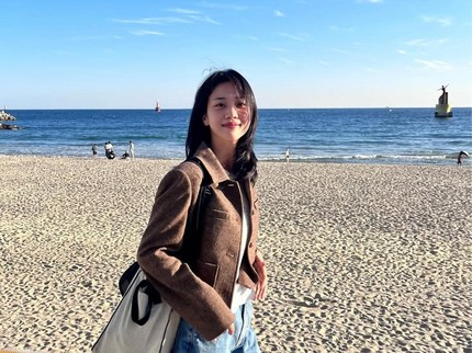 Inspirasi OOTD Kasual Hong Hwa Yeon, Pemeran Yeon Eun Nam di Drama Korea Buried Hearts