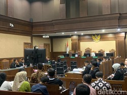 Pengacara Minta Fee Rp 5 M ke Ibu Ronald Tannur, tapi Baru Terima Rp 3,5 M