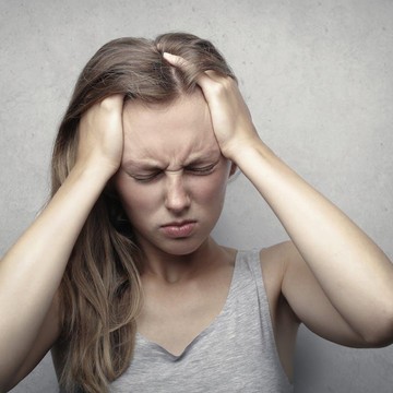 Sering Dianggap Wajar, Ternyata 3 Kebiasaan Ini Bisa Menjadi Indikasi Kalau Kamu Tengah Depresi!