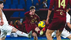 Hasil Liga Italia: Bantai Monza 4-0, Roma Kejar AC Milan