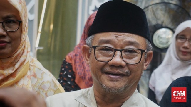 Mendikdasmen Abdul Mu'ti mengingatkan semua pihak agar mengikuti aturan dan ketentuan jam belajar sekolah yang telah ditetapkan pemerintah.
