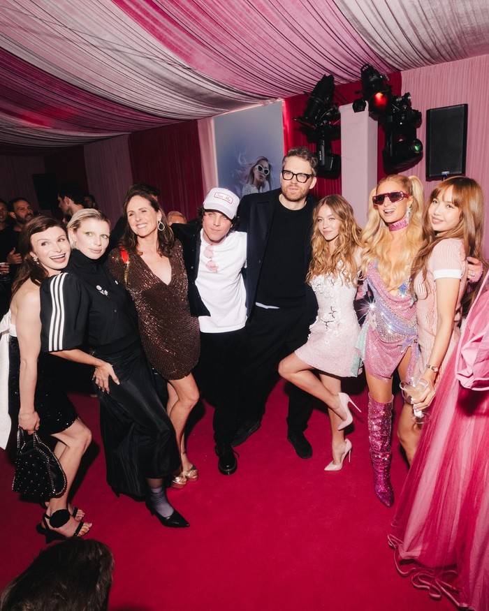 Siapa yang nggak tertarik buat ikutan?/ Foto: Instagram.com/parishilton