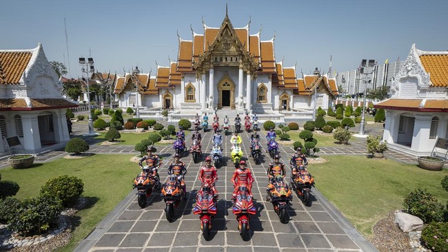 MotoGP Thailand 2025 akan menjadi seri pembuka seri musim ini di Sirkuit Buriram, 28 Februari-2 Maret. Berikut daftar lengkap pembalap MotoGP 2025.