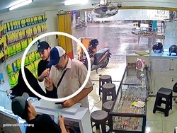 2 WNA Gendam Karyawan Toko Ponsel di Jombang, Uang Rp 2,5 Juta Amblas