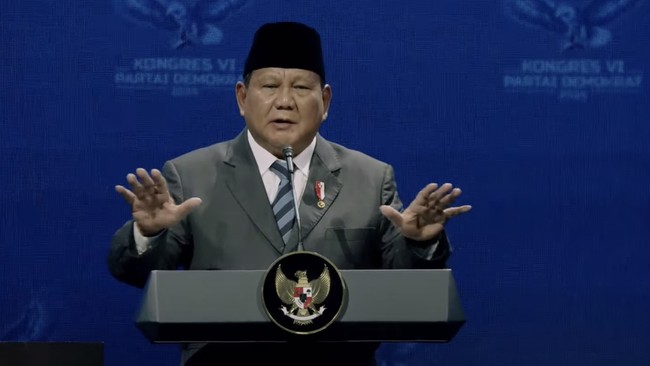 Prabowo Bantah Dicawe-cawe SBY hingga Jokowi Presiden RI Prabowo mengakui jika dia datang kepada SBY dan Jokowi sekadar minta masukan yang berguna bagi negara ke depannya.