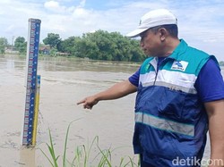 Bengawan Solo Siaga Merah, Warga Ledok Wetan Bojonegoro Kebanjiran