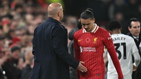 Arne Slot Kesal Lihat Darwin Nunez di Dua Laga Terakhir