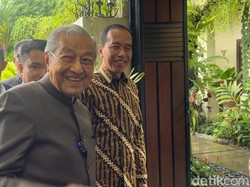 Mantan PM Malaysia Mahathir Mohamad Bertemu Jokowi di Solo