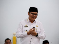 Pemkot Tangerang Bagikan 5.472 Sembako, Wawalkot: Hasil Gotong Royong ASN