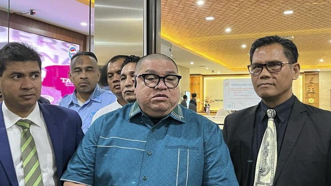 Pengadilan menguatkan vonis 1,5 tahun penjara untuk advokat Razman Arif Nasution atas kasus pencemaran nama baik Hotman Paris.