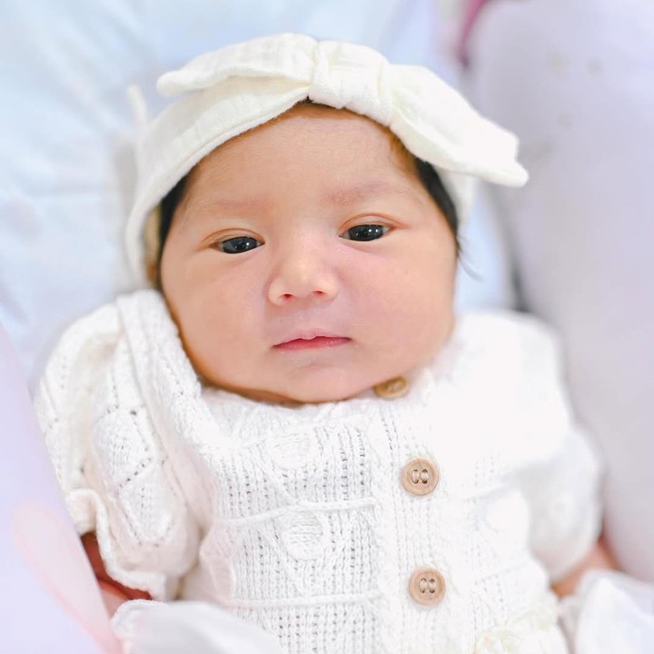 <p>"<em>MasyaAllah</em>, cantik banget," ungkap seorang netizen. "Nak Kayya, sehat bahagia tumbuh kembang baik terus ya, Nak," kata netizen lainnya dengan menyisipkan emotikon hati. (Foto: Instagram: @kikysaputrii @nafaspertama)</p>