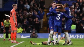 FOTO: Chelsea Perkasa, Southampton Hancur Lebur