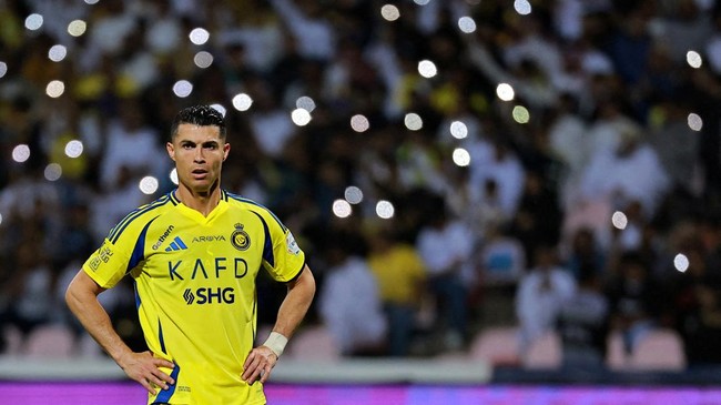 Sundulan tajam CR7 ketika memperkuat Al Nassr menghadapi Al Wehda, Selasa (25/2), membuat sang megabintang melesakkan gol ke-925.