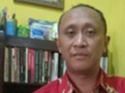 Memikirkan Kembali Monoloyalitas Kepala Daerah