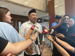Komisi X DPR Usul Bentuk Badan Guru Nasional untuk Sentralisasi Manajemen Guru