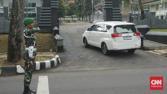 Wapres Gibran yang akan memberikan materi kepada kepala daerah peserta retret di Akmil Magelang, telah tiba di lokasi acara.