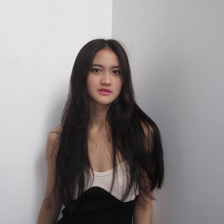 <p>Tidak hanya Leya, film <em>Rangga & Cinta, the Rebirth of Ada Apa Dengan Cinta?</em> nantinya juga akan menampilkan Daniella Tumiwa, Rafly Altama, Katyana Mawira, Kyandra Sembel, Jasmine Nadya, hingga El Putra Sarira. (Foto: Instagram: @harleyavaprincy)</p>