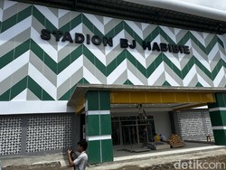 Sewa Stadion BJ Habibie Laga PSM Makassar Vs Persebaya Surabaya Gratis