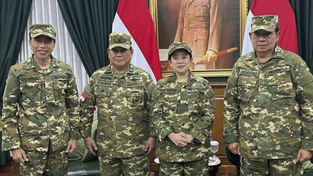 Prabowo, SBY, Jokowi, dan Puan Foto Bareng Kenakan Seragam Komcad