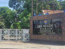 Study Tour Tetap Digelar, Jabatan pun Hilang